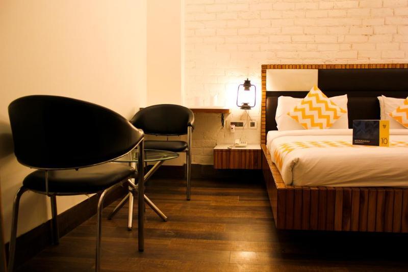 Fabhotel Daffodil Huda City Center Gurgaon Exterior photo